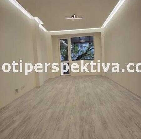 Двустаен апартамент в Пловдив, Христо Смирненски - 82 кв.м за 2177 €/кв.м - Снимка #1