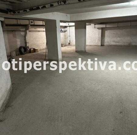 Гараж / Паркомясто в Пловдив, Кючук Париж - 28 кв.м за 822 €/кв.м - Снимка #1