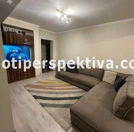 Многостаен апартамент в Пловдив, Кючук Париж - 130 кв.м за 844 €/кв.м - Снимка #1