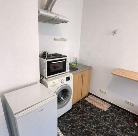 Дава се под наем Едностаен апартамент в Варна, Виница - 39 кв.м за 248.88 € - Снимка #1