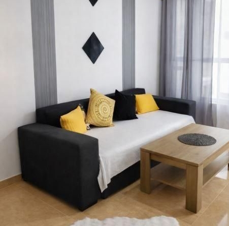 Дава се под наем Едностаен апартамент в Варна, Левски - 43 кв.м за 438.6 € - Снимка #1