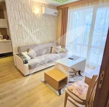 Двустаен апартамент в к.к. Слънчев бряг - 64 кв.м за 1282 €/кв.м - Снимка #1