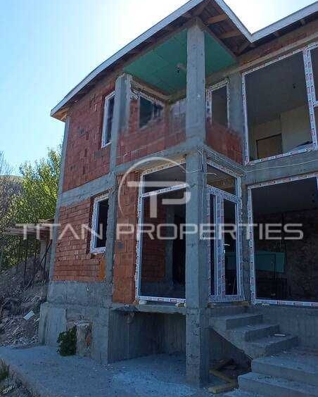 Къща в с. Руен, Област Пловдив - 100 кв.м за 1550 €/кв.м - Снимка #1
