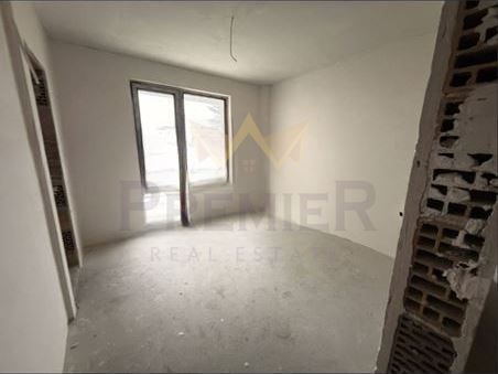 Тристаен апартамент в Бургас, Сарафово - 94 кв.м за 869 €/кв.м - Снимка #1