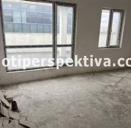 Тристаен апартамент в Пловдив, Център - 97 кв.м за 1372 €/кв.м - Снимка #1