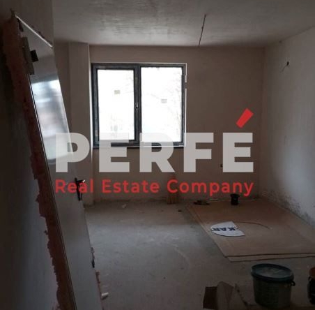 Тристаен апартамент в Бургас, Меден рудник - зона А - 84 кв.м за 834 €/кв.м - Снимка #1