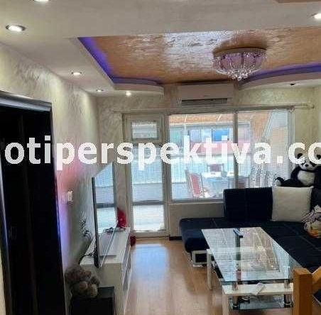 Тристаен апартамент в Пловдив, Кючук Париж - 158 кв.м за 988 €/кв.м - Снимка #1