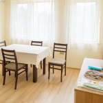 Дава се под наем Двустаен апартамент в Варна, Цветен квартал - 42 кв.м за 300 € - Снимка #1