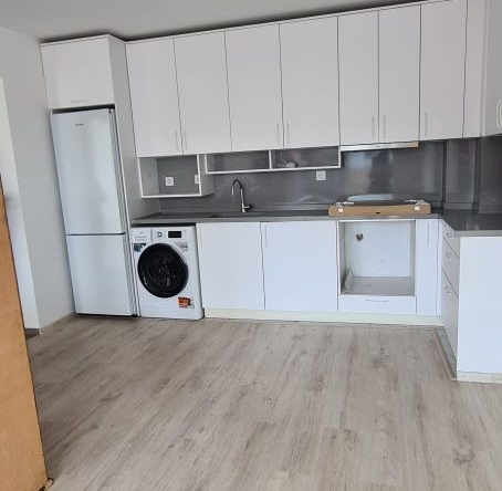 Двустаен апартамент в Кърджали, Студен кладенец - 72 кв.м за 7083 €/кв.м - Снимка #1