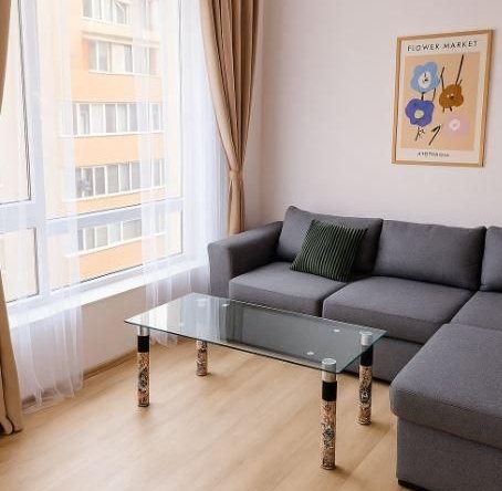 Дава се под наем Тристаен апартамент в Варна, Възраждане 1 - 77 кв.м за 650 € - Снимка #1