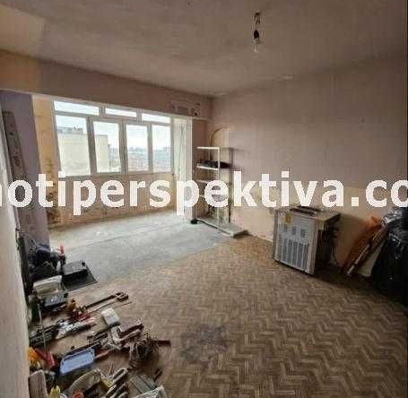 Двустаен апартамент в Пловдив, Изгрев - 48 кв.м за 938 €/кв.м - Снимка #1