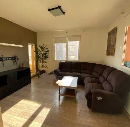 Дава се под наем Тристаен апартамент в София, Обеля - 105 кв.м за 612 € - Снимка #1