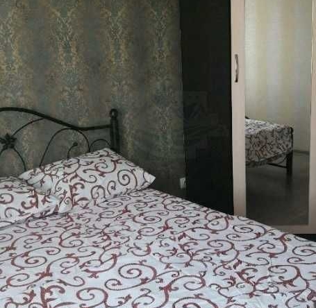 Дава се под наем Двустаен апартамент в Пловдив, Гагарин - 65 кв.м за 265.2 € - Снимка #1