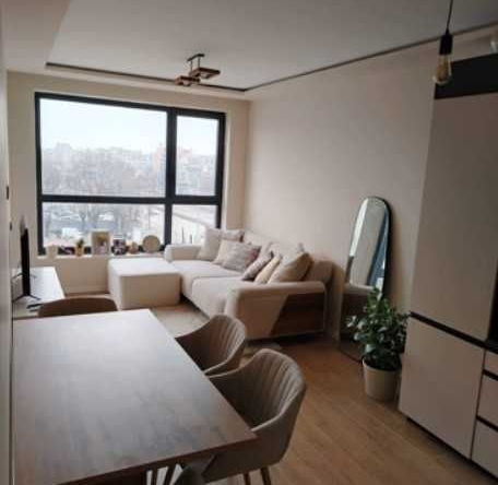 Дава се под наем Двустаен апартамент в София, Банишора - 65 кв.м за 896.58 € - Снимка #1