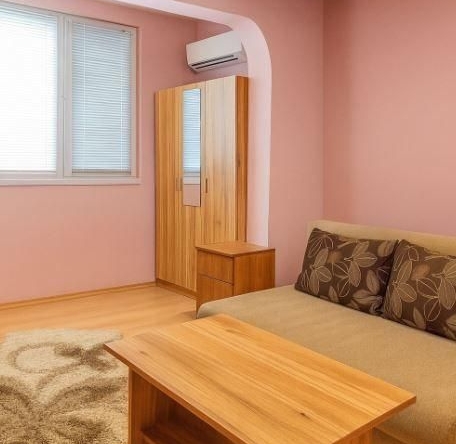 Дава се под наем Двустаен апартамент в Варна, Възраждане 2 - 53 кв.м за 400 € - Снимка #1