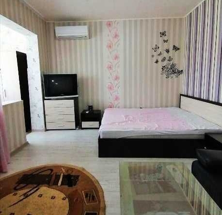 Дава се под наем Едностаен апартамент в София, Белите брези - 38 кв.м за 285 € - Снимка #1