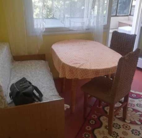 Дава се под наем Двустаен апартамент в Бургас, Изгрев - 65 кв.м за 89.25 € - Снимка #1