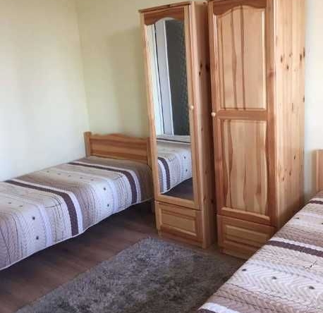 Дава се под наем Двустаен апартамент в Бургас, Братя Миладинови - 50 кв.м за 175 € - Снимка #1