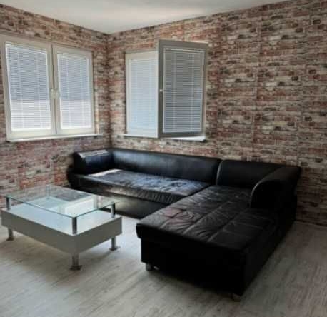 Дава се под наем Етаж от къща в София, Горубляне - 90 кв.м за 597.21 € - Снимка #1