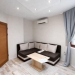 Дава се под наем Тристаен апартамент в Варна, Погреби - 75 кв.м за 359.04 € - Снимка #1