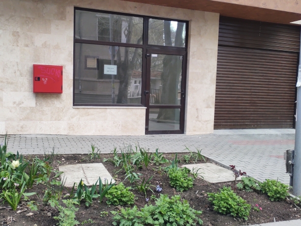 Дава се под наем Магазин в Варна, Център - 43 кв.м за 383.52 € - Снимка #1