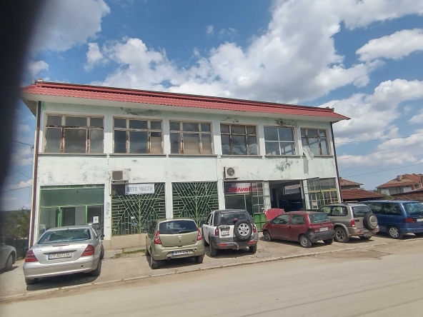 Магазин в Разград, Варош - 236 кв.м за 408 €/кв.м - Снимка #1