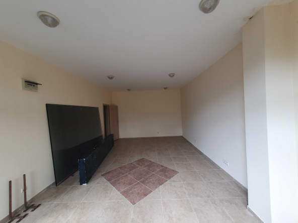 Магазин в к.к. Слънчев бряг - 46 кв.м за 900 €/кв.м - Снимка #1