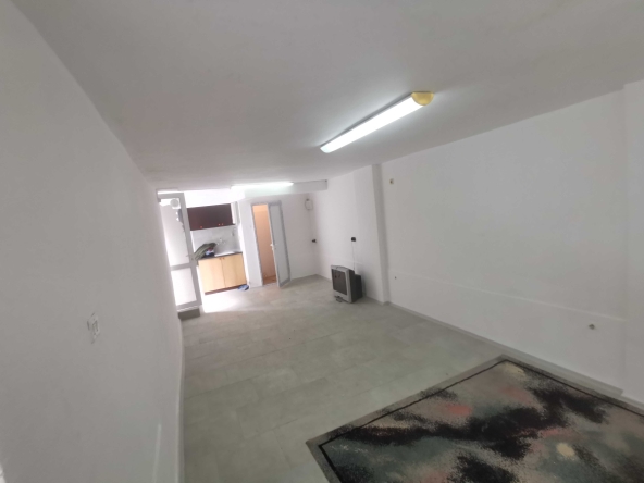 Магазин в Бургас, Център - 32 кв.м за 447 €/кв.м - Снимка #1