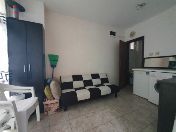 Офис в Бургас, Възраждане - 18 кв.м за 1389 €/кв.м - Снимка #1