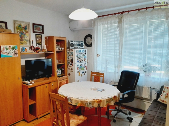 Тристаен апартамент в Монтана, Идеален център - 88 кв.м за 1272 €/кв.м - Снимка #1