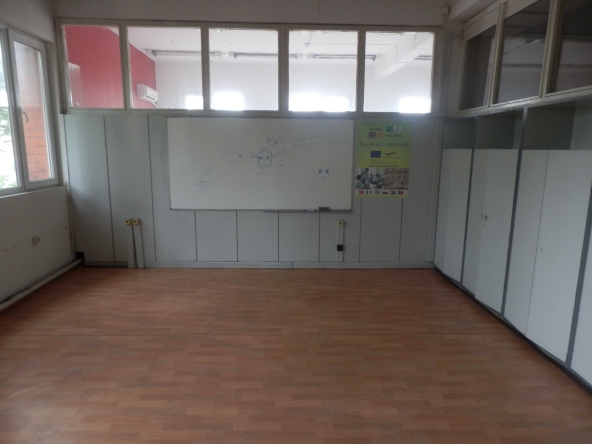 Офис в Пловдив, Център - 550 кв.м за 705 €/кв.м - Снимка #1