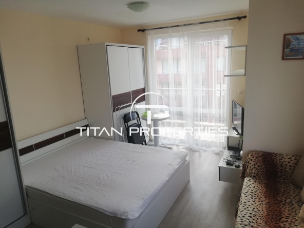 Дава се под наем Едностаен апартамент в Бургас, Център - 30 кв.м за 178.5 € - Снимка #1