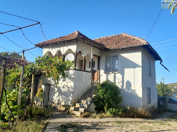 Къща в Монтана, Пъстрина - 120 кв.м за 294 €/кв.м - Снимка #1