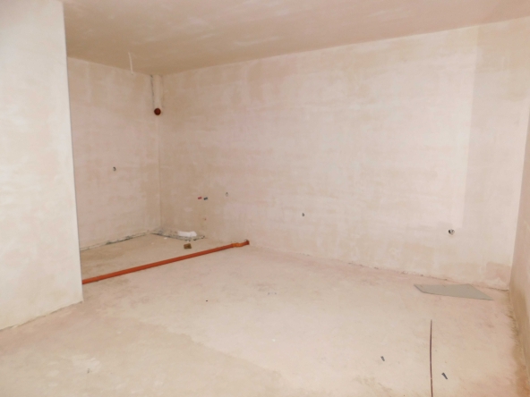 Двустаен апартамент в Търговище, Център - 55 кв.м за 742 €/кв.м - Снимка #1