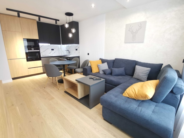 Дава се под наем Двустаен апартамент в София, Кръстова вада - 58 кв.м за 548.25 € - Снимка #1