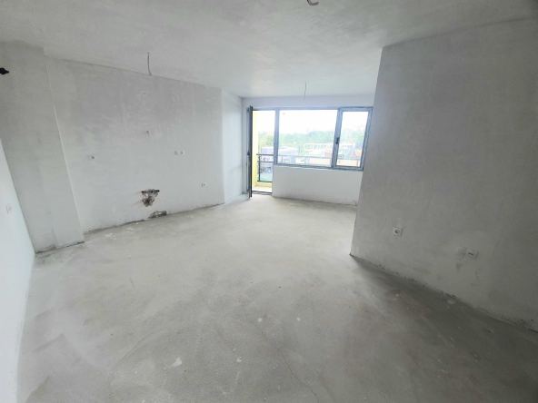 Тристаен апартамент в Велико Търново, Център - 91 кв.м за 1143 €/кв.м - Снимка #1