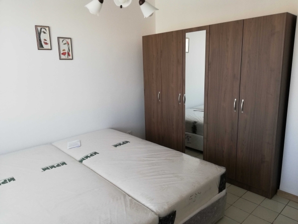 Дава се под наем Двустаен апартамент в София, Изток - 65 кв.м за 408 € - Снимка #1