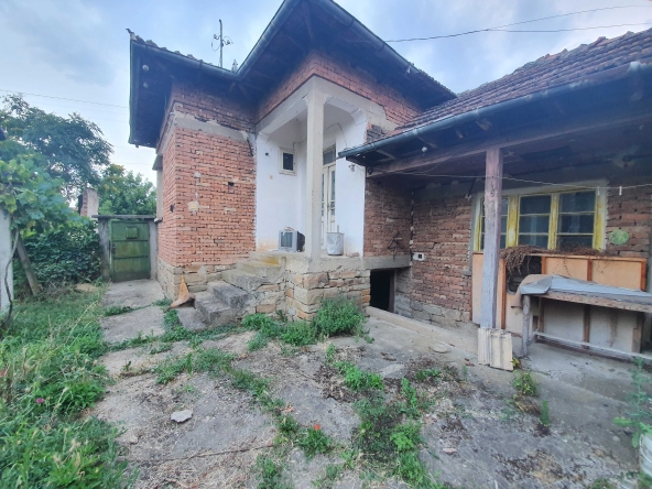 Къща в с. Козаревец, Област Велико Търново - 100 кв.м за 332 €/кв.м - Снимка #1