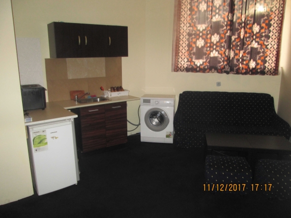 Дава се под наем Двустаен апартамент в Благоевград, Баларбаши - 85 кв.м за 193.8 € - Снимка #1