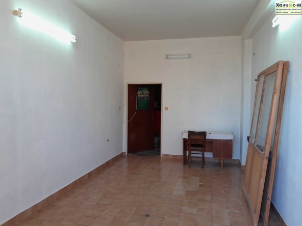 Магазин в Монтана, Младост 2 - 36 кв.м за 893 €/кв.м - Снимка #1