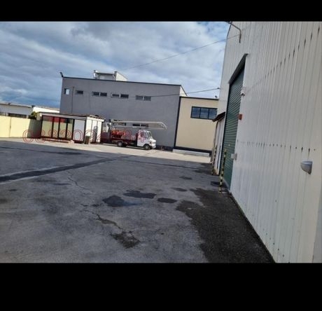 Дава се под наем Склад в София, Илиянци - 500 кв.м за 3000 € - Снимка #1