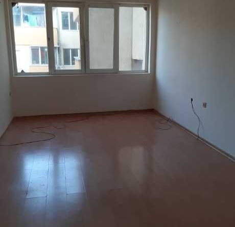 Дава се под наем Двустаен апартамент в Бургас, Меден рудник - зона А - 72 кв.м за 63.75 € - Снимка #1