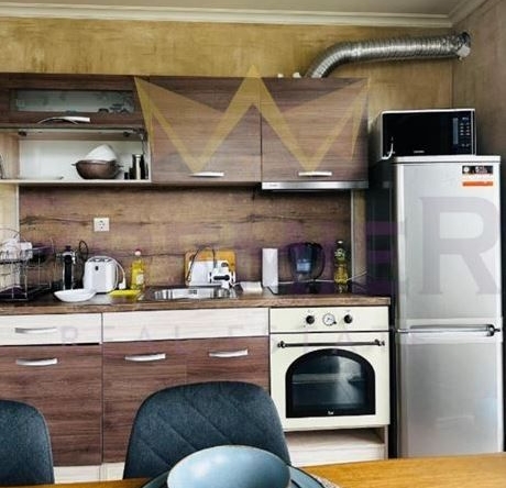 Дава се под наем Двустаен апартамент в Варна, Лятно кино Тракия - 65 кв.м за 600 € - Снимка #1