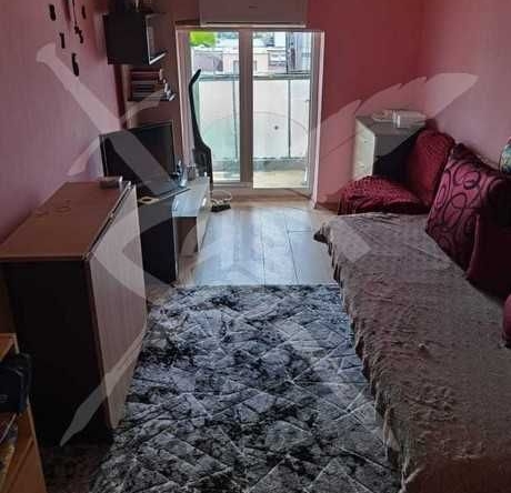 Дава се под наем Едностаен апартамент в Варна, Център - 20 кв.м за 248.88 € - Снимка #1