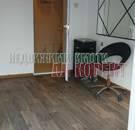 Дава се под наем Офис в Варна, Гръцка махала - 25 кв.м за 648.21 € - Снимка #1