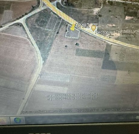 Земеделски имот в Казанлък -  кв.м за 2550 €/дка - Снимка #1