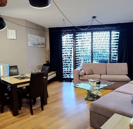 Дава се под наем Тристаен апартамент в София, Манастирски ливади - 130 кв.м за 102 € - Снимка #1