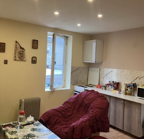 Етаж от къща в София, Люлин 3 - 150 кв.м за 1200 €/кв.м - Снимка #1