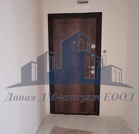 Тристаен апартамент в Шумен, Пазара - 101 кв.м за 1793 €/кв.м - Снимка #1