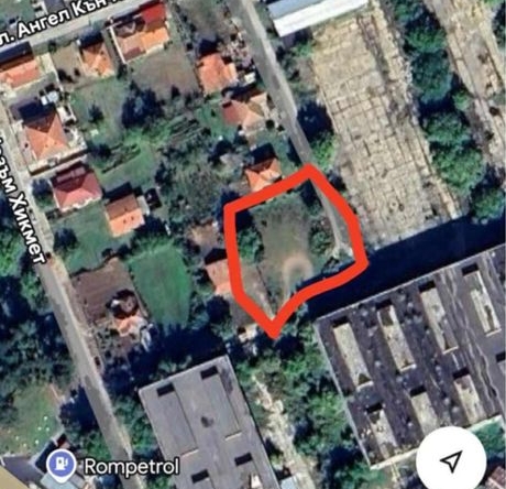 Парцел в Кубрат - 1 кв.м за 10710 €/кв.м - Снимка #1